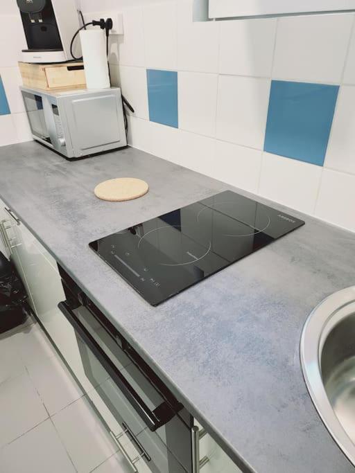 Appartement Proche St Denis "Appart 3" Pierrefitte-sur-Seine Kültér fotó